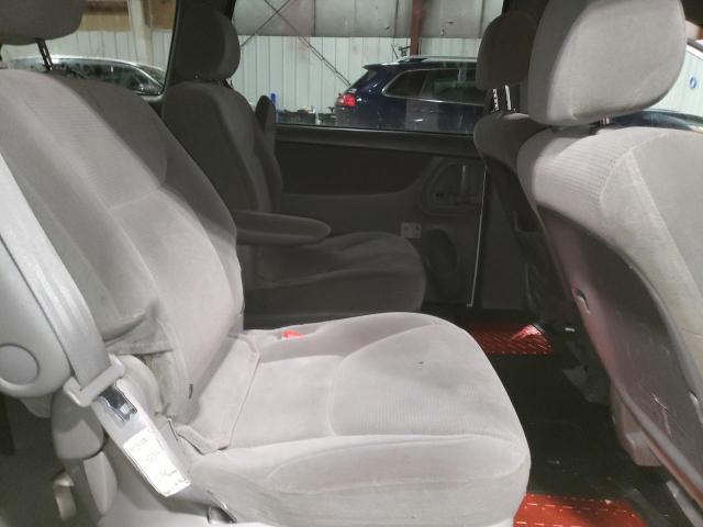 Photo 11 from auction – 2004 TOYOTA SIENNA CE with VIN 5TDZA23C04S097550