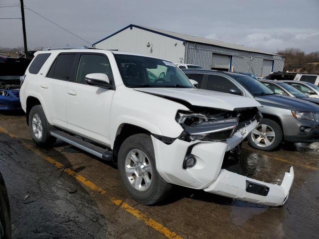 Photo 4 from auction – 2017 TOYOTA 4RUNNER SR with VIN JTEBU5JR7H5429590