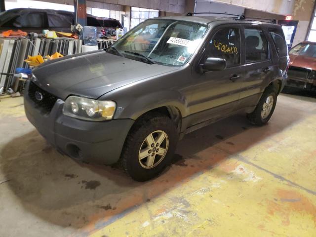 FORD ESCAPE XLS 2005 with VIN 1FMCU92Z45DA08700 - Photo from auction