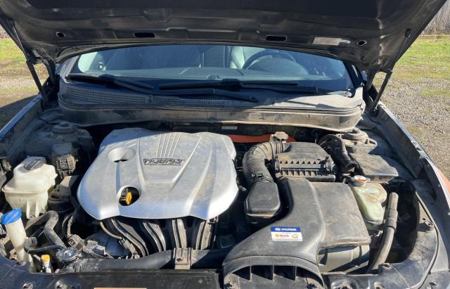 Photo 7 from auction – 2011 HYUNDAI SONATA HYB with VIN KMHEC4A41BA018585