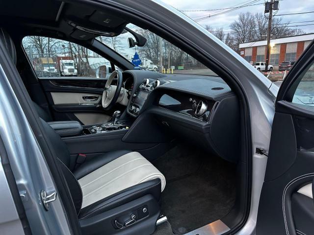 Zdjęcie 5 z aukcji – 2019 BENTLEY BENTAYGA z VIN SJAAM2ZV4KC024193
