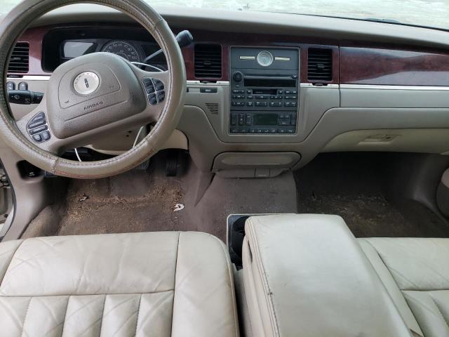 Photo 8 from auction – 2004 LINCOLN TOWN CAR E with VIN 1LNHM81W94Y666317