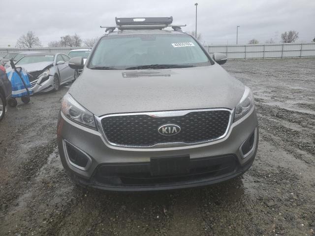 Photo 5 from auction – 2016 KIA SORENTO LX with VIN 5XYPGDA59GG130570