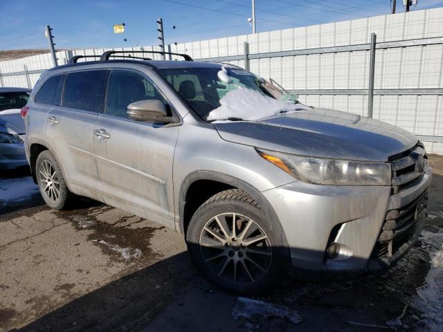 Photo 4 from auction – 2017 TOYOTA HIGHLANDER with VIN 5TDJZRFH3HS442694