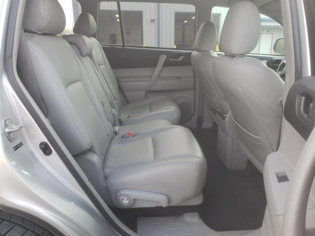 Photo 11 from auction – 2011 TOYOTA HIGHLANDER with VIN 5TDZK3EH8BS032065