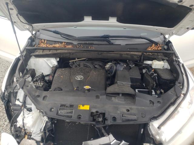 Photo 12 from auction – 2017 TOYOTA HIGHLANDER with VIN 5TDKZRFH5HS514354