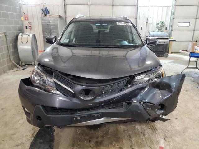 Photo 5 from auction – 2015 TOYOTA RAV4 XLE with VIN JTMRFREV0FD134880
