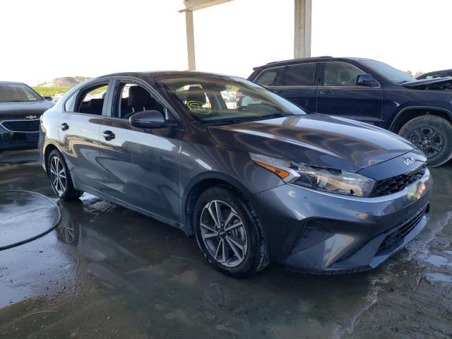 Photo 4 from auction – 2022 KIA FORTE FE with VIN 3KPF24AD1NE416439