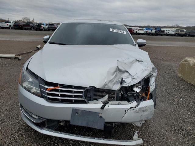 Photo 5 from auction – 2013 VOLKSWAGEN PASSAT SEL with VIN 1VWCN7A36DC049527
