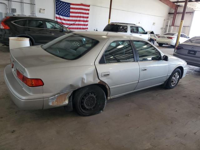 Photo 3 from auction – 2000 TOYOTA CAMRY CE with VIN 4T1BG22K4YU714647