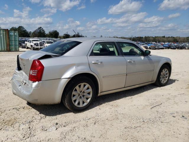 Photo 3 from auction – 2008 CHRYSLER 300 LX with VIN 2C3KA43R18H145955