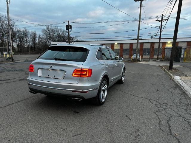 Zdjęcie 4 z aukcji – 2019 BENTLEY BENTAYGA z VIN SJAAM2ZV4KC024193