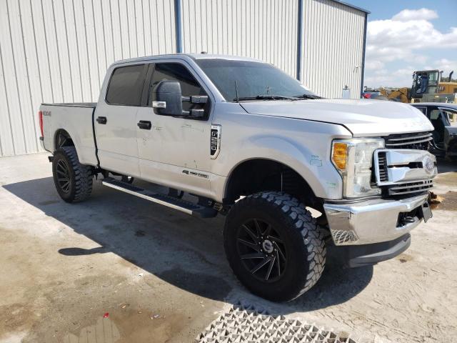 Photo 4 from auction – 2017 FORD F250 SUPER with VIN 1FT7W2BT8HEC46020