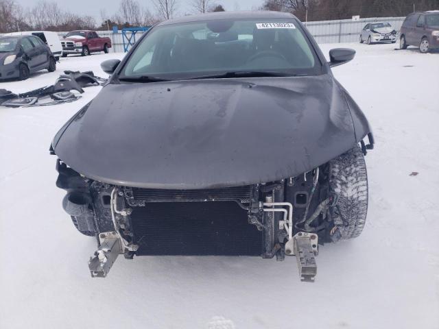 Photo 5 from auction – 2015 CHRYSLER 200 LIMITE with VIN 1C3CCCAGXFN740110