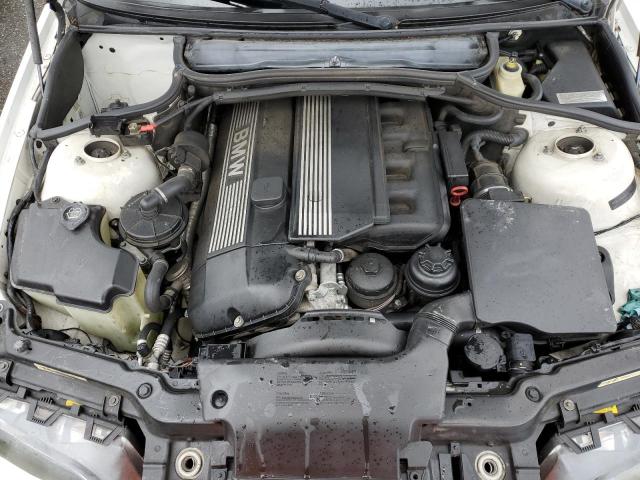 Photo 11 from auction – 2003 BMW 325 I with VIN WBAET37433NJ41317