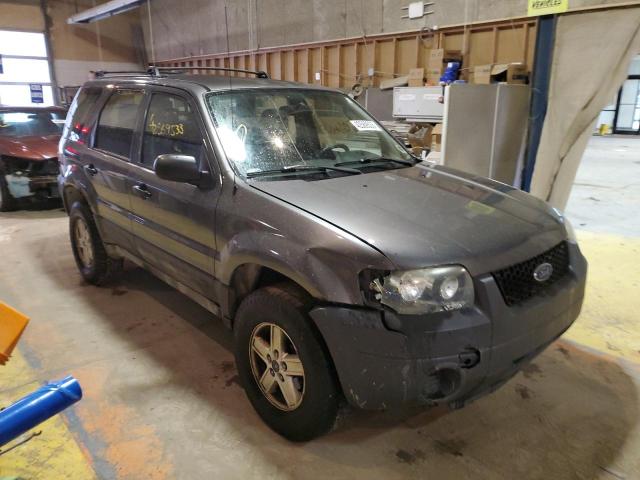 Photo 4 from auction – 2005 FORD ESCAPE XLS with VIN 1FMCU92Z45DA08700