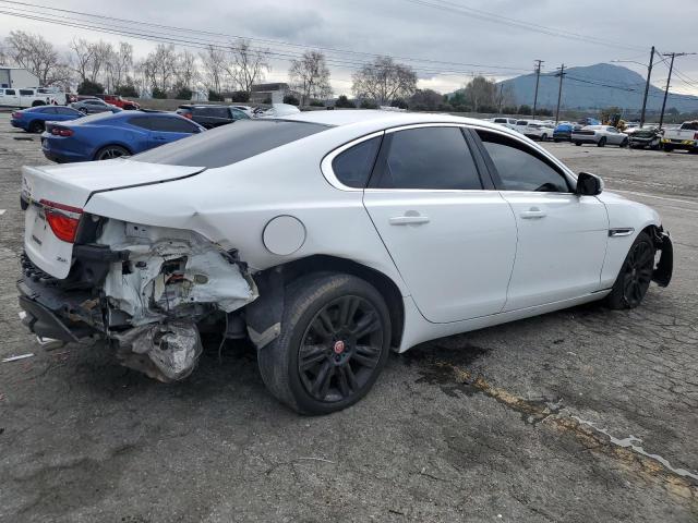 Photo 3 from auction – 2016 JAGUAR XF PREMIUM with VIN SAJBD4BV4GCY09427