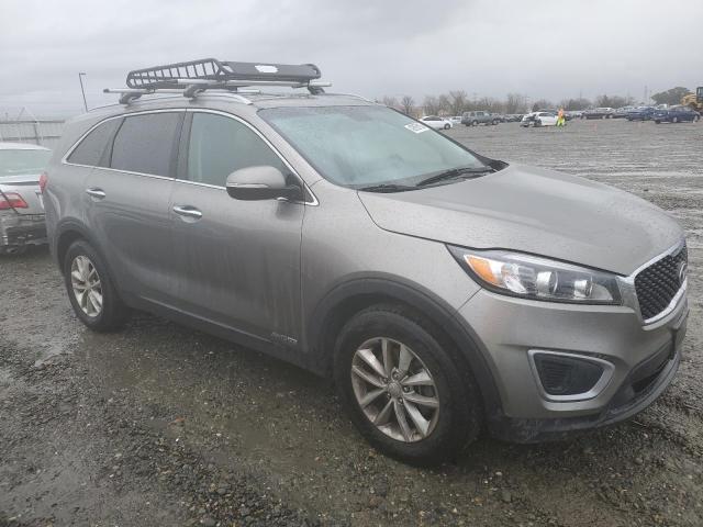 Photo 4 from auction – 2016 KIA SORENTO LX with VIN 5XYPGDA59GG130570