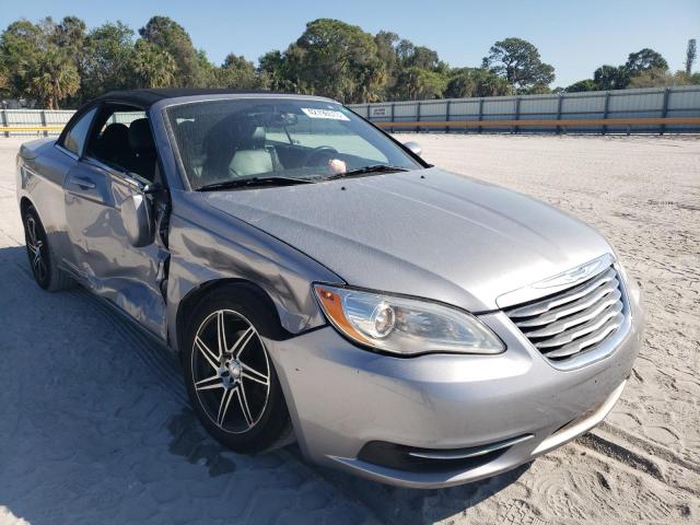 Photo 4 from auction – 2013 CHRYSLER 200 TOURIN with VIN 1C3BCBEB1DN683877