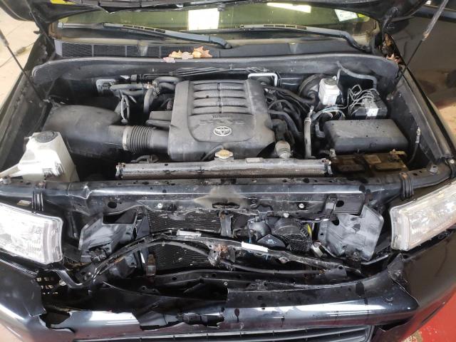 Photo 12 from auction – 2016 TOYOTA SEQUOIA SR with VIN 5TDBY5G10GS136133