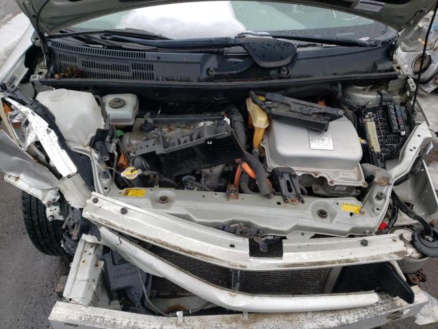 Photo 11 from auction – 2004 TOYOTA PRIUS with VIN JTDKB20U340019908