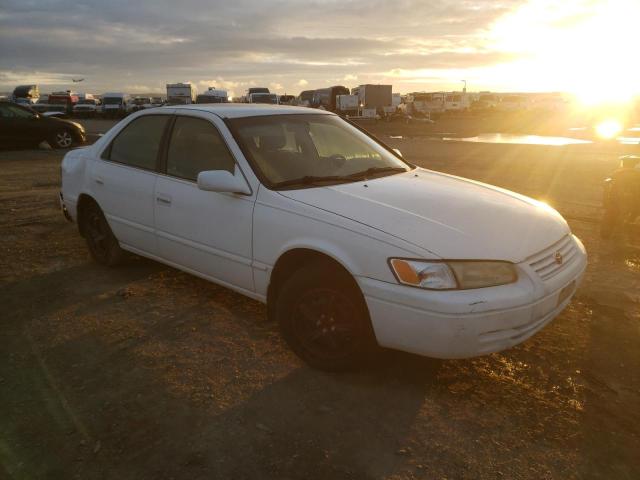 Photo 4 from auction – 1998 TOYOTA CAMRY CE with VIN JT2BG22K6W0147634