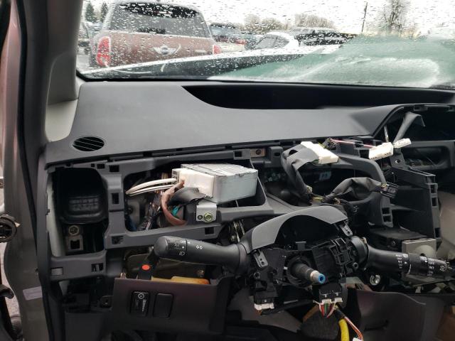 Photo 9 from auction – 2004 TOYOTA PRIUS with VIN JTDKB20U340019908