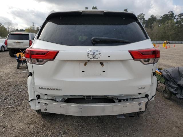Photo 6 from auction – 2017 TOYOTA HIGHLANDER with VIN 5TDKZRFH4HS516418