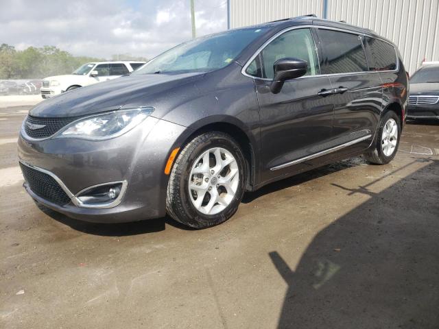 CHRYSLER PACIFICA T 2018 with VIN 2C4RC1BG3JR127363 - Photo from auction