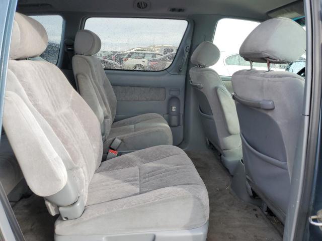Photo 11 from auction – 2000 TOYOTA SIENNA LE with VIN 4T3ZF13C2YU185466