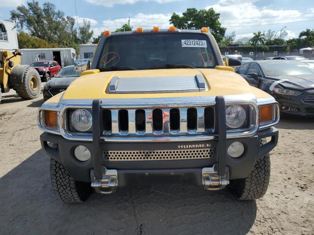 Photo 5 from auction – 2006 HUMMER H3 with VIN 5GTDN136268212930
