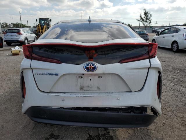 Photo 6 from auction – 2018 TOYOTA PRIUS PRIM with VIN JTDKARFP9J3071261