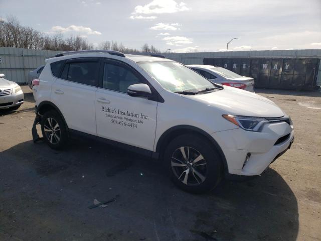 Photo 4 from auction – 2018 TOYOTA RAV4 ADVEN with VIN 2T3RFREV7JW754637