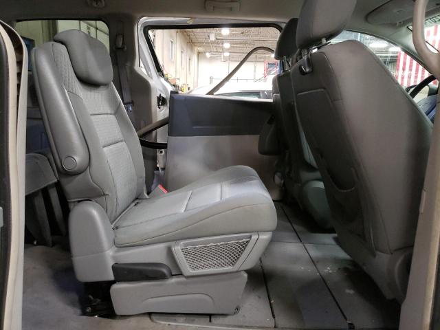 Photo 11 from auction – 2010 CHRYSLER TOWN & COU with VIN 2A4RR5D10AR137034
