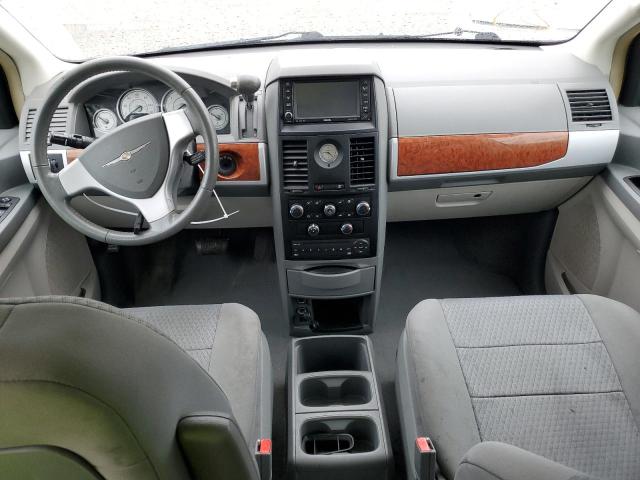 Photo 8 from auction – 2008 CHRYSLER TOWN & COU with VIN 2A8HR54P88R719150