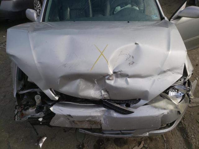 Photo 11 from auction – 2004 TOYOTA CAMRY LE with VIN 4T1BE30K64U293183
