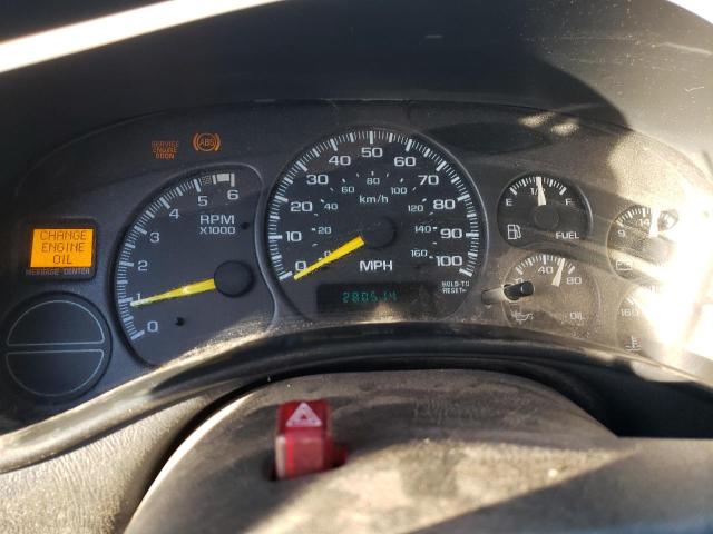 Photo 9 from auction – 2000 CHEVROLET SLVRD 1500 with VIN 1GCEC19W1YZ306562