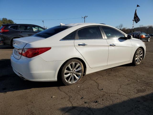 Photo 3 from auction – 2013 HYUNDAI SONATA with VIN 5NPEC4AC1DH597083
