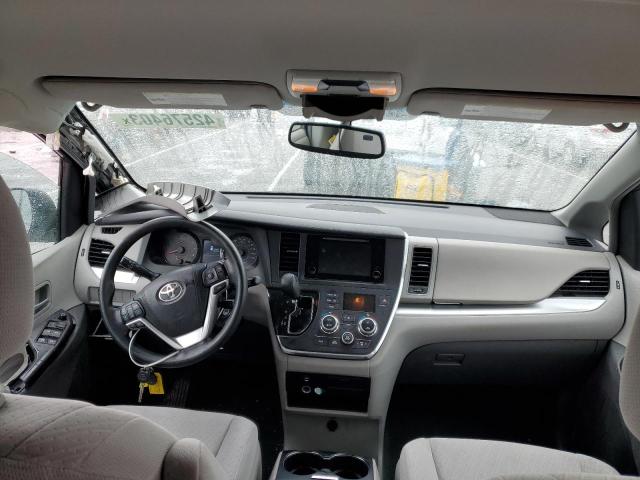 Photo 8 from auction – 2016 TOYOTA SIENNA LE with VIN 5TDKK3DC4GS697592