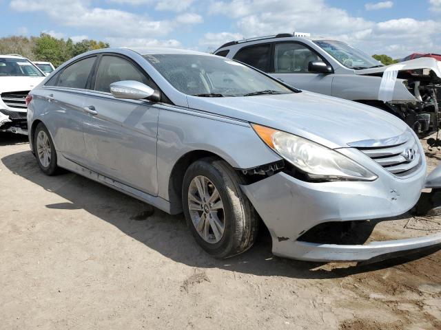 Photo 4 from auction – 2014 HYUNDAI SONATA GLS with VIN 5NPEB4AC6EH830718