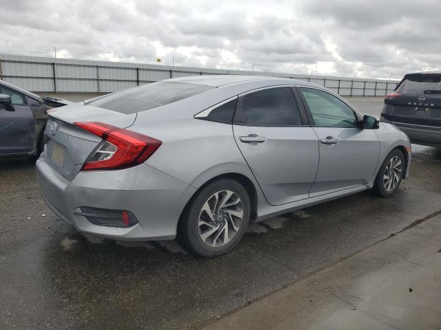 Photo 3 from auction – 2016 HONDA CIVIC EX with VIN 2HGFC2F78GH521637