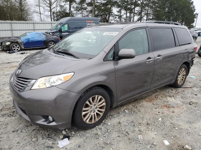Photo 1 from auction – 2015 TOYOTA SIENNA XLE with VIN 5TDYK3DC4FS616129