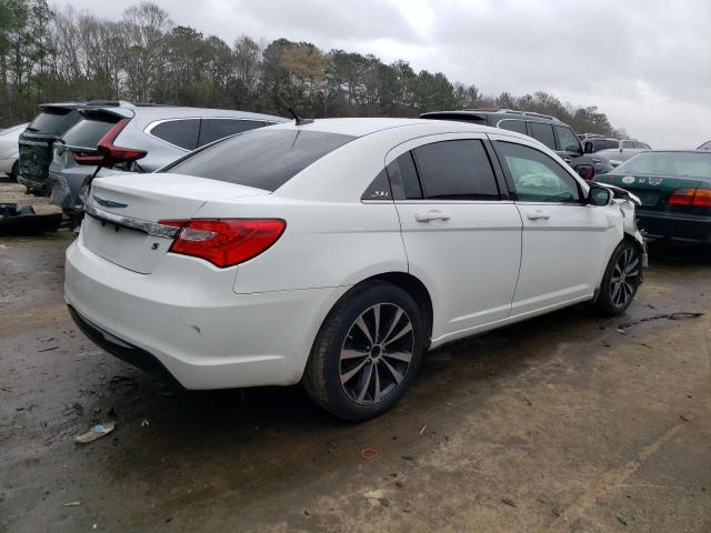 Photo 3 from auction – 2011 CHRYSLER 200 S with VIN 1C3BC8FG0BN567306