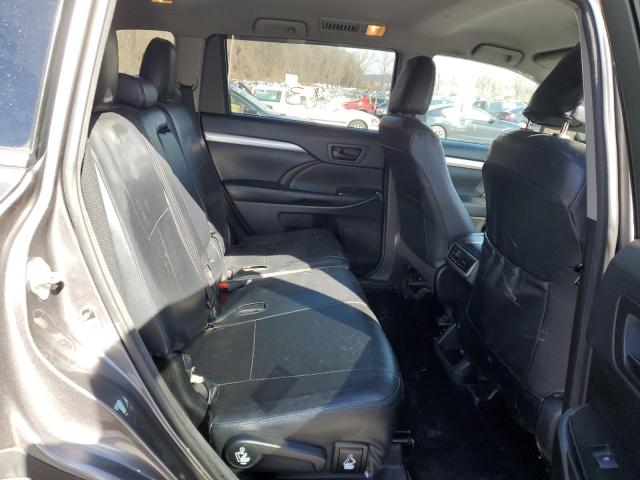 Photo 10 from auction – 2017 TOYOTA HIGHLANDER with VIN 5TDBZRFH3HS480267