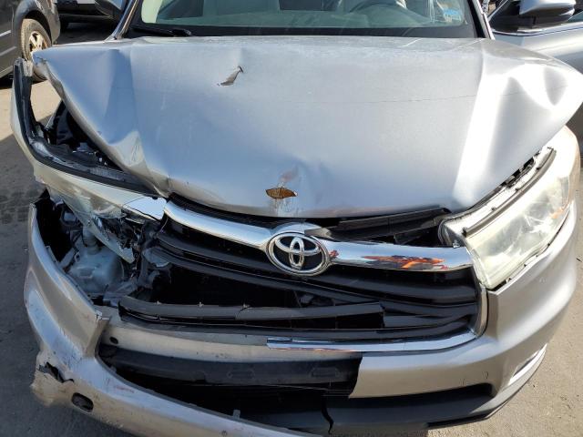 Zdjęcie 12 z aukcji – 2015 TOYOTA HIGHLANDER z VIN 5TDZKRFH8FS072430