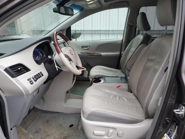 Photo 7 from auction – 2014 TOYOTA SIENNA XLE with VIN 5TDYK3DCXES414930