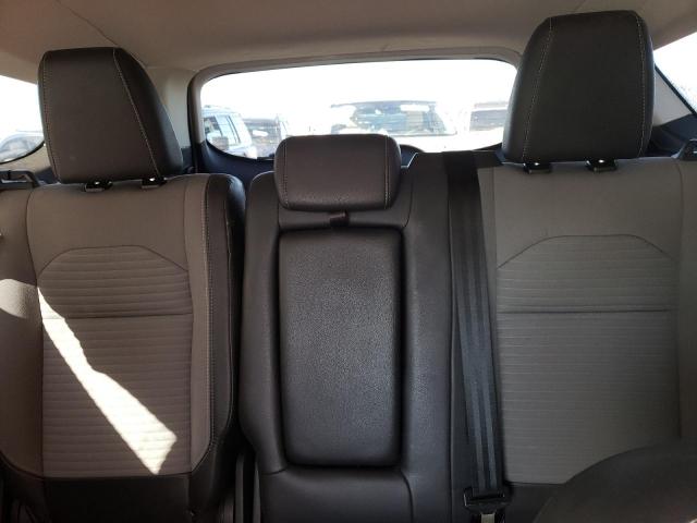 Photo 10 from auction – 2018 FORD ESCAPE SE with VIN 1FMCU9GD6JUB13102