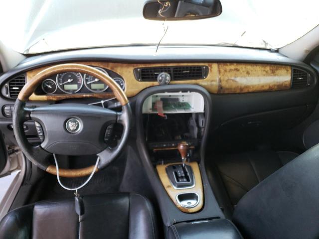 Photo 8 from auction – 2006 JAGUAR S-TYPE 4.2 with VIN SAJWA01B06HN57977