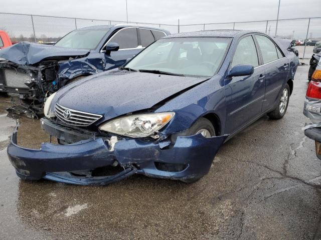 TOYOTA CAMRY LE 2005 with VIN 4T1BF30KX5U089968 - Photo from auction