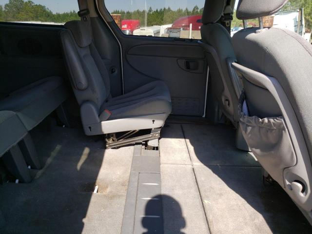 Photo 10 from auction – 2005 DODGE GRAND CARA with VIN 2D4GP44L45R557306